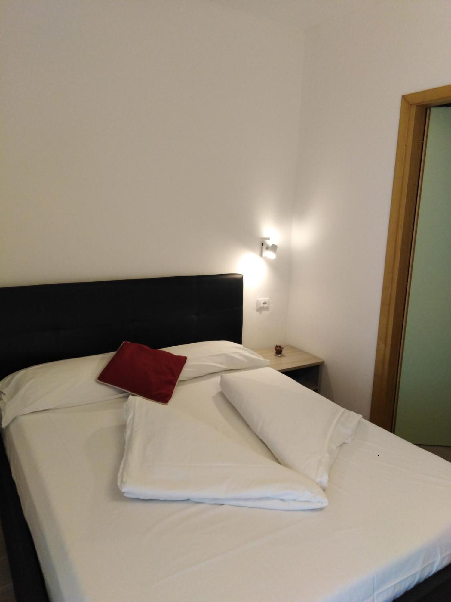 Hotel Vienna Lignano Sabbiadoro Exteriör bild