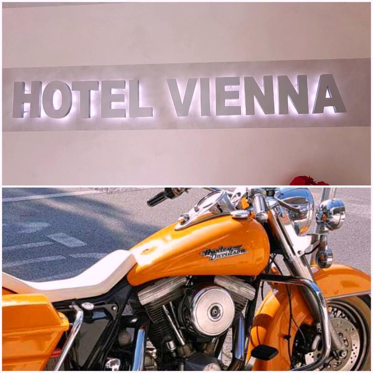 Hotel Vienna Lignano Sabbiadoro Exteriör bild